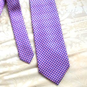 Silk tie